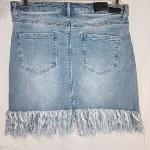 Black label fringe blue jean mini skirt LG. NWT